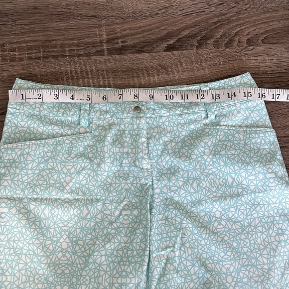 ⭐️ADIDAS, Athleticwear Shorts,Perfect Condition,Easy Snap Close,Quick-Dry,Size 4 - Picture 6 of 10